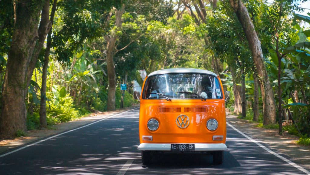 18,Of,March,,2017,-,Orange,Retro,Vw,Bulli,1962