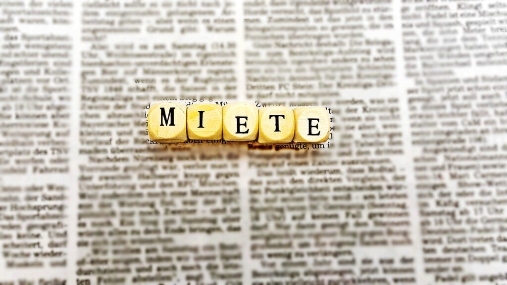 Wooden,Letters,Rent,German,"miete"