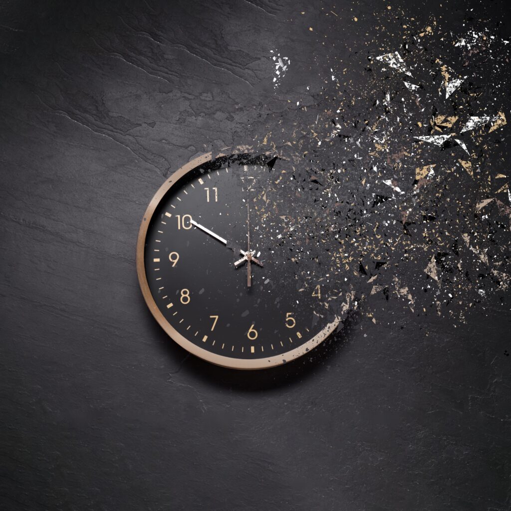 Fleeting,Time,Concept.,Analog,Clock,Dissolving,On,Black,Background