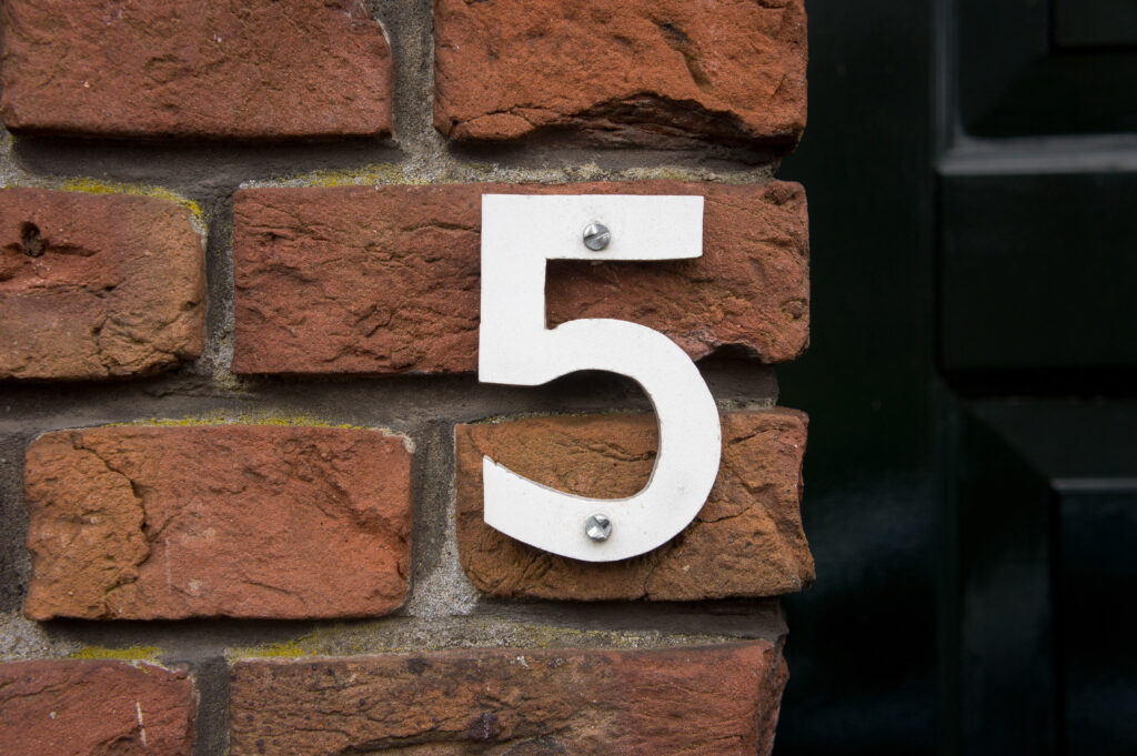 House,Number,Five,(5)